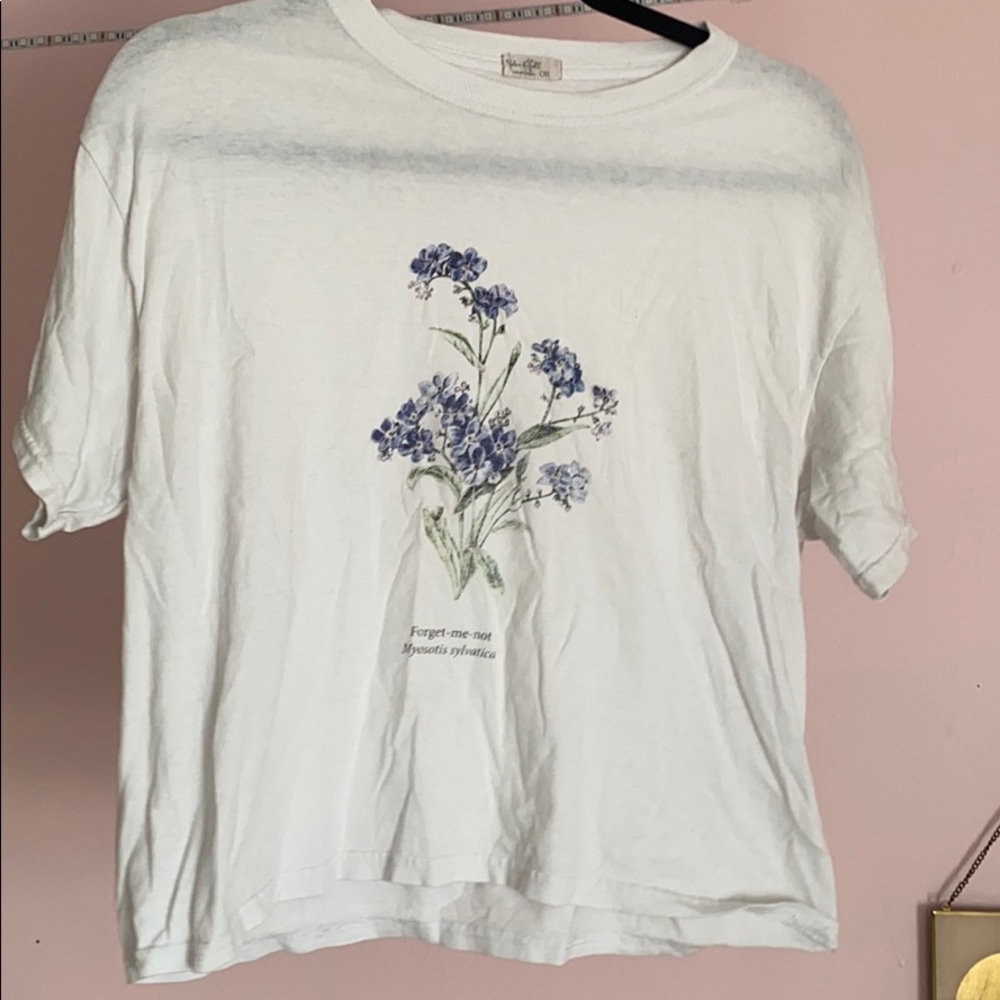 Brandy Melville white forget me not floral tee